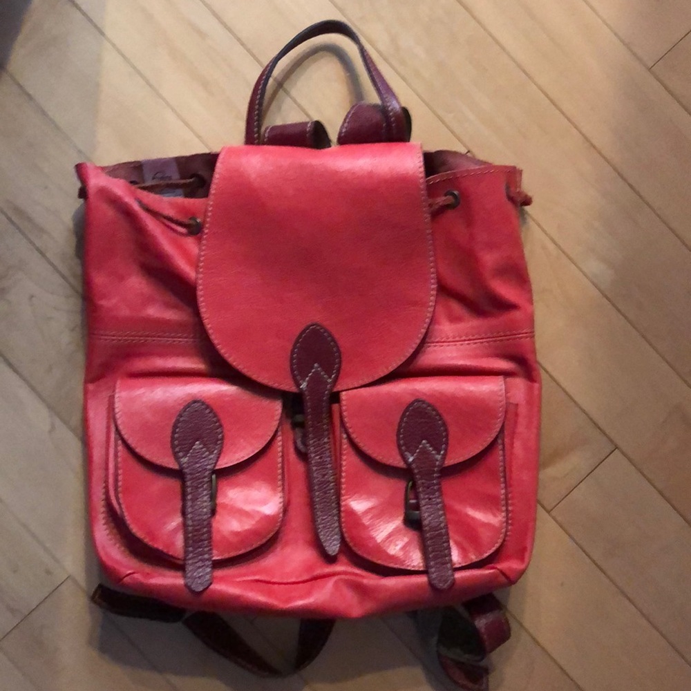 100% genuine leather drawstring backpack